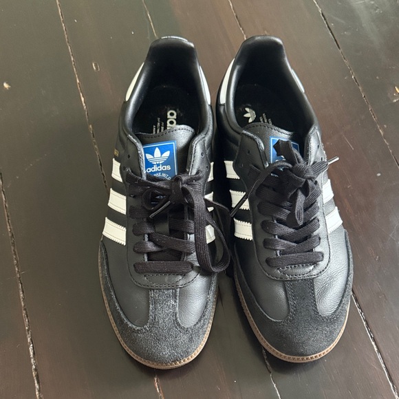 Adidas samba OG women’s Black and White Sneakers size 7 - Picture 1 of 7